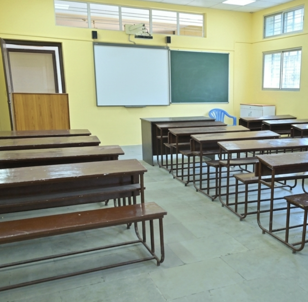 Shahbaaz School Spacious Classrooms