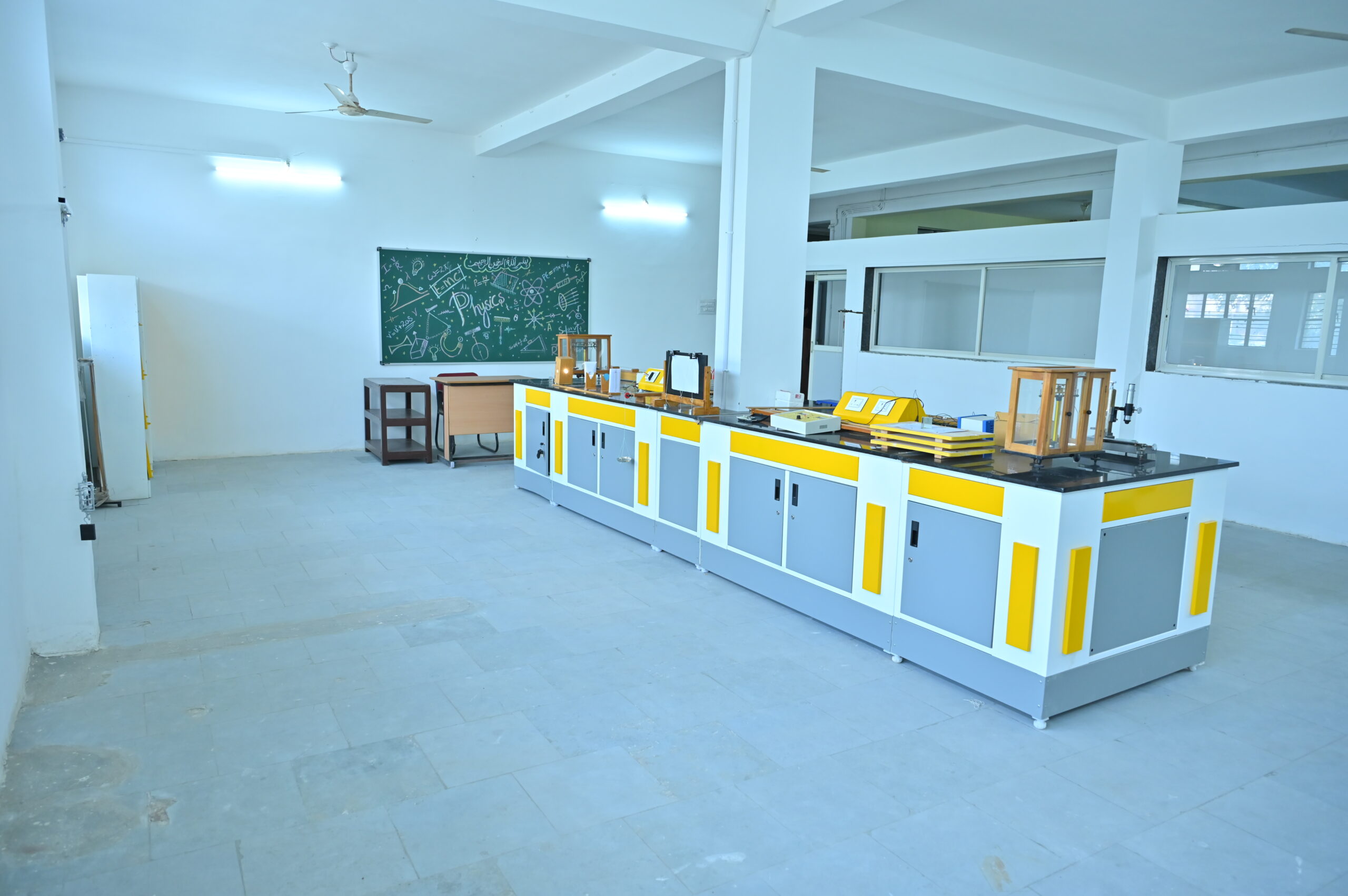 Physics Lab Shahbaaz School